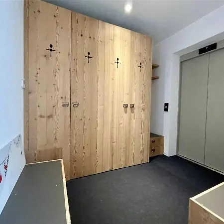Holiday home Spacious 4-bedroom Retreat In The Heart Of Aosta Valley *
