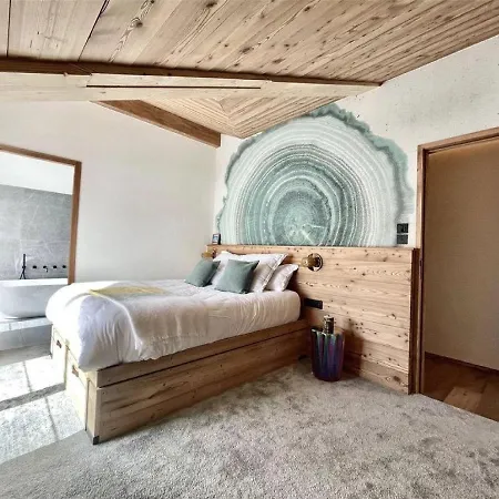 Holiday home Spacious 4-bedroom Retreat In The Heart Of Aosta Valley