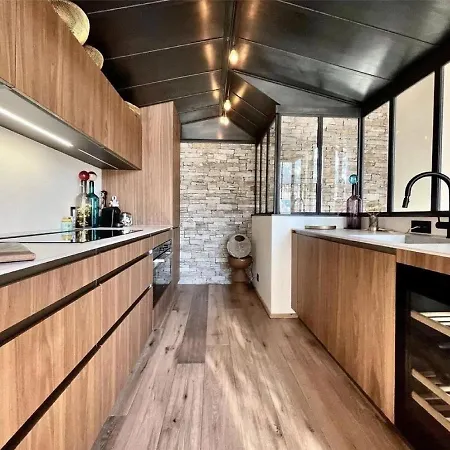 Spacious 4-bedroom Retreat In The Heart Of Aosta Valley