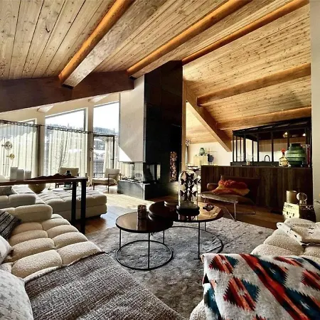 Spacious 4-bedroom Retreat In The Heart Of Aosta Valley *